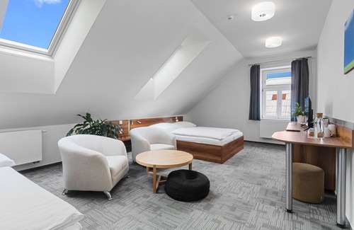 Dvur Kralove nad Labem Casa | Penzion Na Náměstí