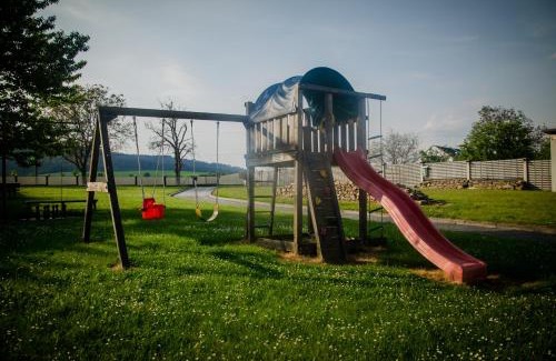 Nova Hradecna Casa | Penzion Pod Hůrkou