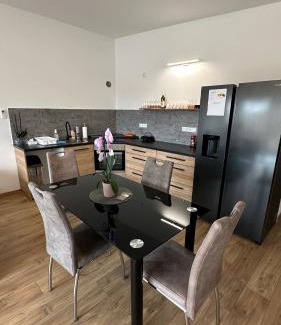 Ostrozska Nova Ves Apartamento | PENZION SLOVÁCKO