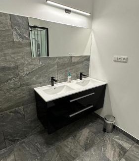 Ostrozska Nova Ves Apartamento | Penzion Slovácko 2
