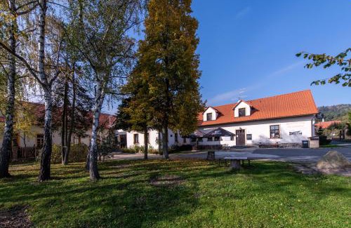 Mnisek pod Brdy Casa | Penzion Stříbrná Lhota