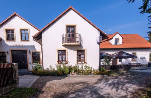 Mnisek pod Brdy Casa | Penzion Stříbrná Lhota