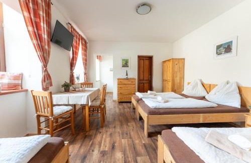 Krtiny Apartamento | Penzion Starý Pivovar