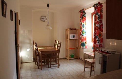 Kutna Hora Apartamento | Penzion U Brány
