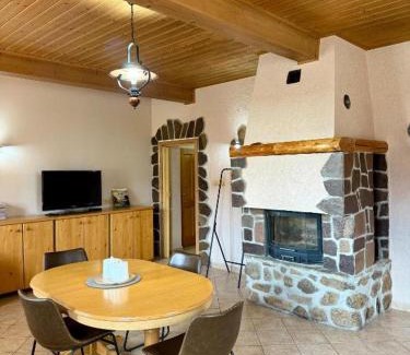 Lenora Casa | Penzion U Grobiana