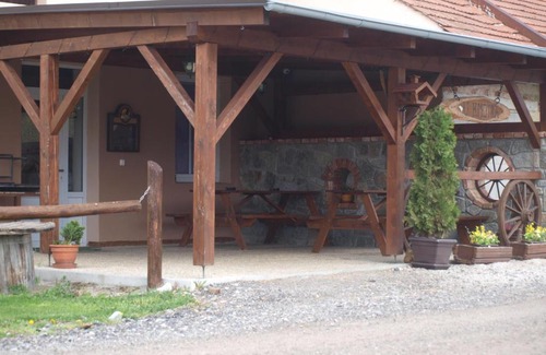 Mladosovice Apartamento | penzion U Kmotra