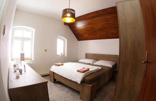 Kraslice Casa | Penzion V Horách