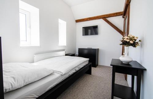 Kolin 2 Casa | Penzion Zlaté Slunce