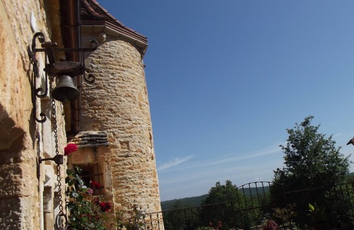 Salignac-Eyvignes Apartamento | Peony or downstairs bed and breakfast