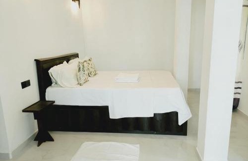 Ella Complejo | Pepper Garden Resort