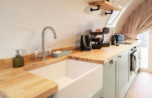 Hagwothingham Cabina | Pepperwood Pods