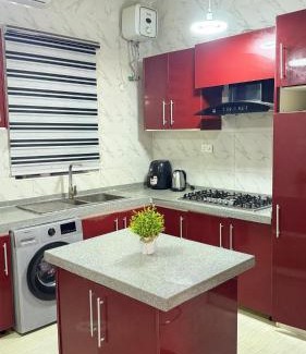 Ogombo Apartamento | Percy Homes