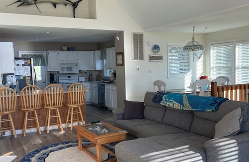 Nags Head Casa | Perfecto y asequible Beach Vacation Home! Impresionantes vistas de la puesta de sol!