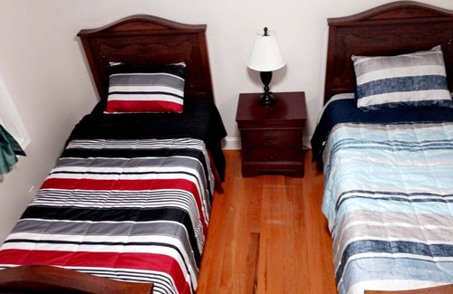 Mount Pleasant Apartamento | Perfect, Apartment with Queen Bed Suite with Washer-Dryer & Free Parking