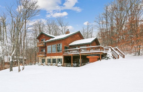 Timberline Casa | Perfect & beautiful location to gather family and friends for any occasion!