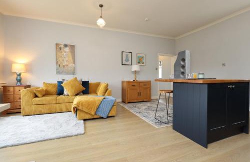 Bridgend Casa | Perfect Bridgend Stay: Comfort & Space!