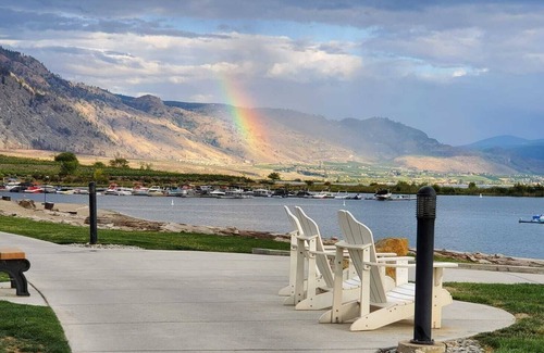 Okanagan-Similkameen Cabaña | Perfect Canadian getaway at The Cottages on Osoyoos Lake! Aug still available!