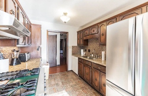 Cedar Bluff Casa | Perfect Cedar Bluff Private Getaway Near Downtown!