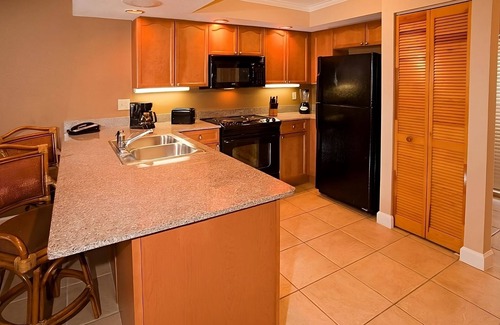 Kissimmee Hotel | Perfect Choice For Your Family Vacation! Fully Kitchen, Pool, Free Parking