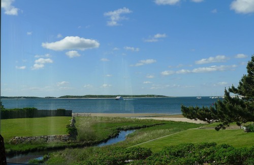 West Yarmouth Cabaña | Cabaña perfecta / hermosa vista, pasos de la playa. AC, ducha exterior y parrilla, wifi