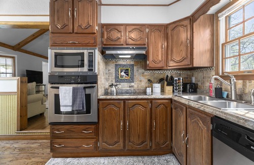 Independence Casa | Perfect Cottage Style Home