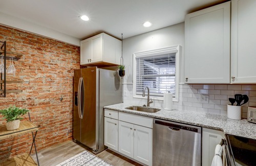 Lancaster Casa | Perfect Cozy Home for Downtown Lancaster Visits