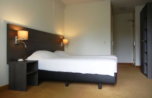 De Bult Hotel | Perfect De Bult Stay w/ Sauna | Near Drents-Friese Wold & Weerribben