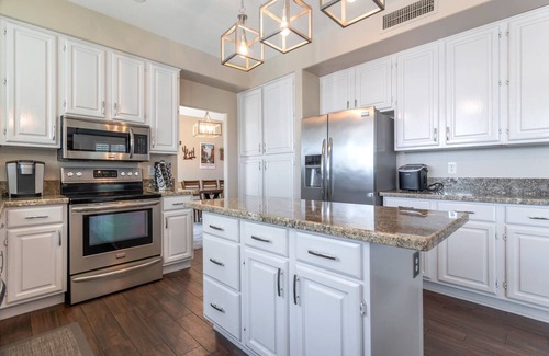 Arrowhead Lakes Casa | Perfect Family Getaway! Waterfront home w/ Kayaks, Private Heated Pool & Spa! Pool table + Free Golf