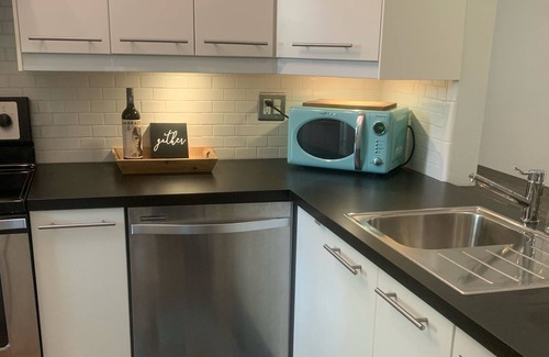 Park East Villa | A 3 minutos del centro de Sarasota, a 15 minutos de la famosa playa de Siesta Key. Muebles nuevos