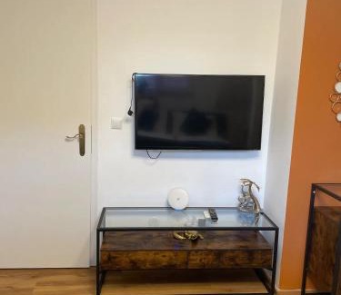 Taxham Casa | Perfect for 2 - 8 min 2 Downtown