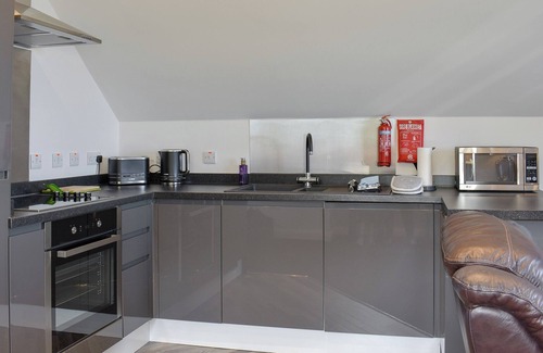Kilmory Cabaña | Perfect for couples looking to relax and unwind, or equally explore the Isle of Arran.