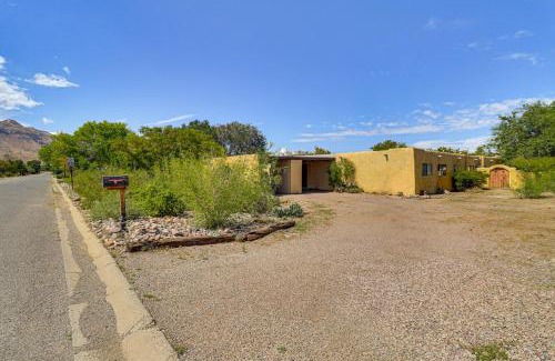 Polvadera Casa | Perfect For Groups! Socorro Home Near NM Tech