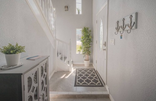 Palm Harbor Casa | Perfect GetawaY at Beach Bliss - Pet Friendly!