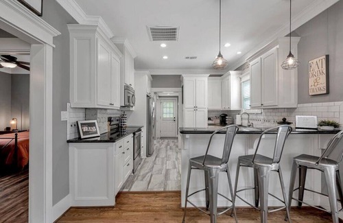 Nacogdoches Casa | casa con encanto situado en el centro de SFA minutos del campus y el centro histórico.
