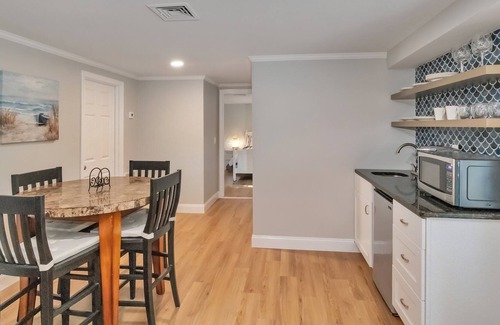 Centerville Apartamento | Perfect Getaway for a Couple or a Family with 1-2 Small Kids