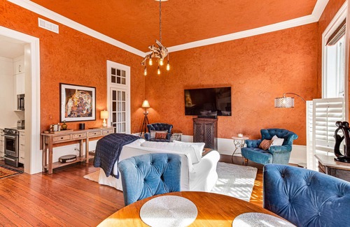 Historic Downtown Savannah Apartamento | Perfect Getaway Walking Distance to Everything w/ Parking by Lucky Savannah