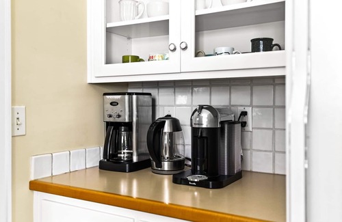 Amazon Casa | Perfect Home Base for University of Oregon Events or Visits!