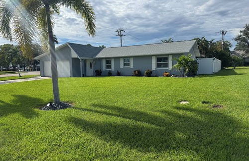 Pelican Casa | Perfect home one mile from water!