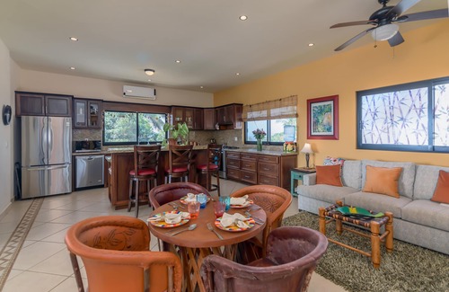 San Jose del Cabo Casa | ¡Casa perfecta con una vista increíble del océano y 5 minutos a pie de la playa!