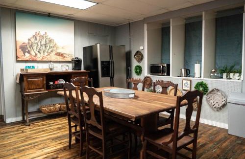 Pilot Mountain Apartamento | Perfect in Pilot Mtn-Unit 1 Walk to Downtown!