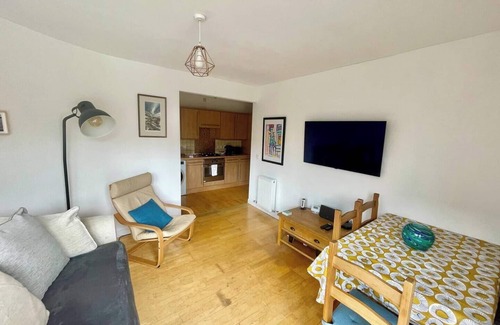 North West Apartamento | Perfect Location in Heart of Glasgow West End! | Pass the Keys