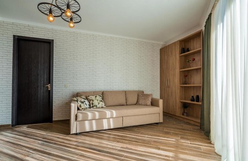 Kazbegi Apartamento | Perfect location! Magnificent view! Extra bedroom apartment!
