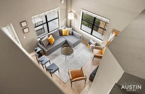 West Campus Apartamento | Perfect Location Near UT and Large Patio With A View