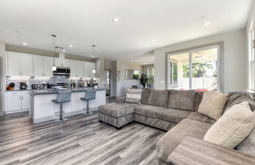 Sacramento Casa | Perfect long term rental home in a peaceful neighborhood