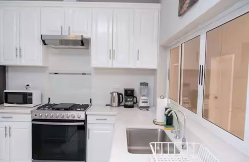 San Miguel Casa | Perfect Luxurious 4-bedroom house in delightful San Miguel with AC and pool