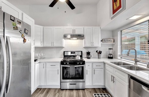 Moreno Valley Casa | Perfect Moreno Valley Getaway Near UC Riverside!
