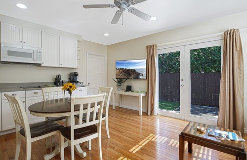 McLaughlin Cabaña | Perfect One Bedroom in Culver City/Mar Vista