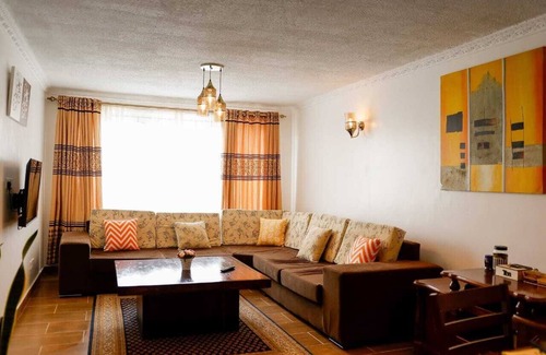 Hospital Apartamento | Milimani Apartments J12