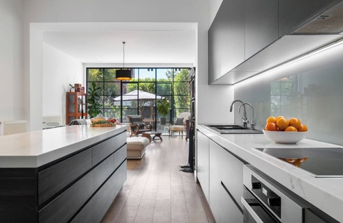 Princes Hill Apartamento | Perfect Parkside Princess Hill Retreat. Sleeps 6.