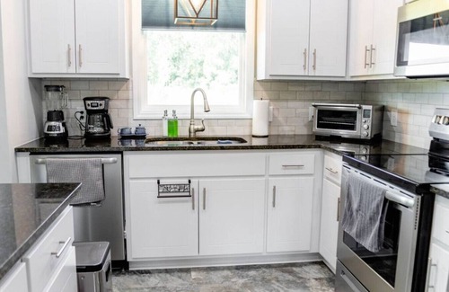 Greenville Casa | Perfect Private Getaway by ECU